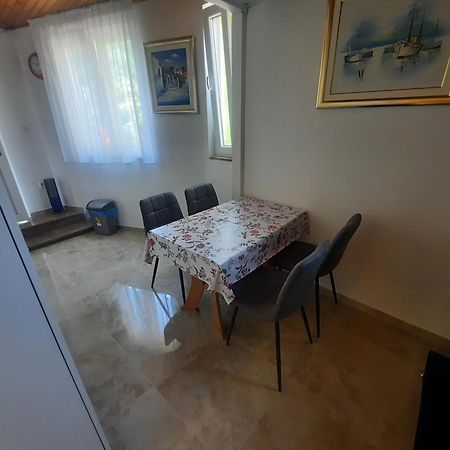 Mošćenička Draga Apartment Frankovic מראה חיצוני תמונה